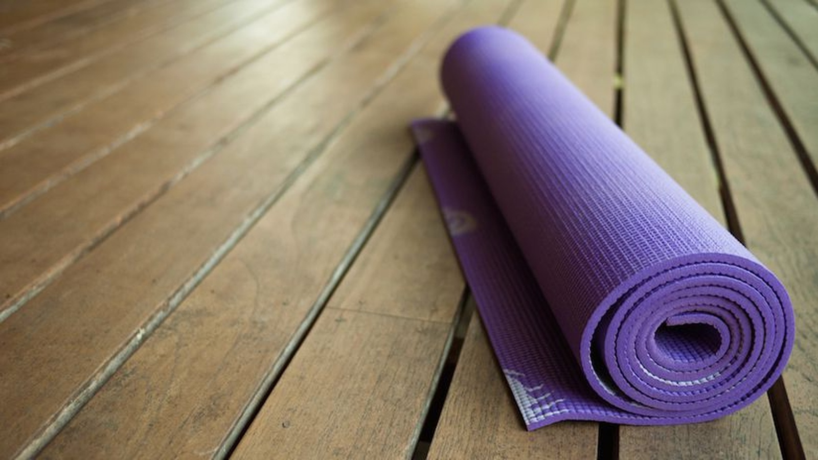 Six Ways Yoga Can Help You Lose Weight
